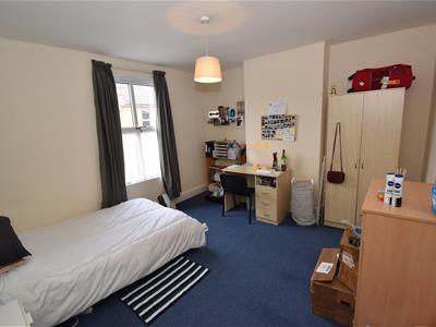 Picture 4
